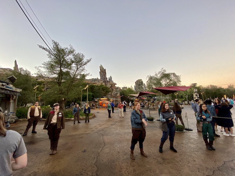 Cast Members scanning in guests for Rise of the Resistance