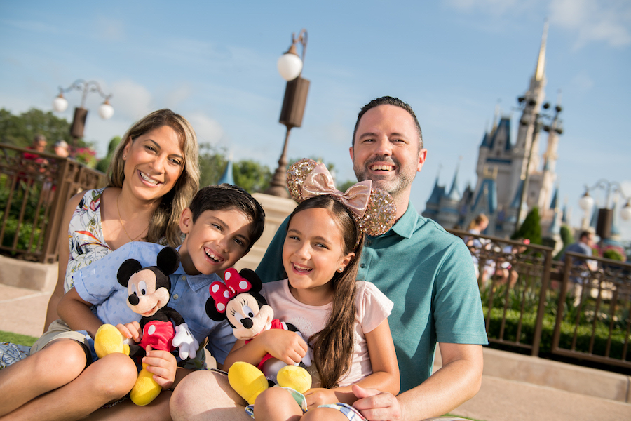 Reserve a Disney World Photographer with Capture Your