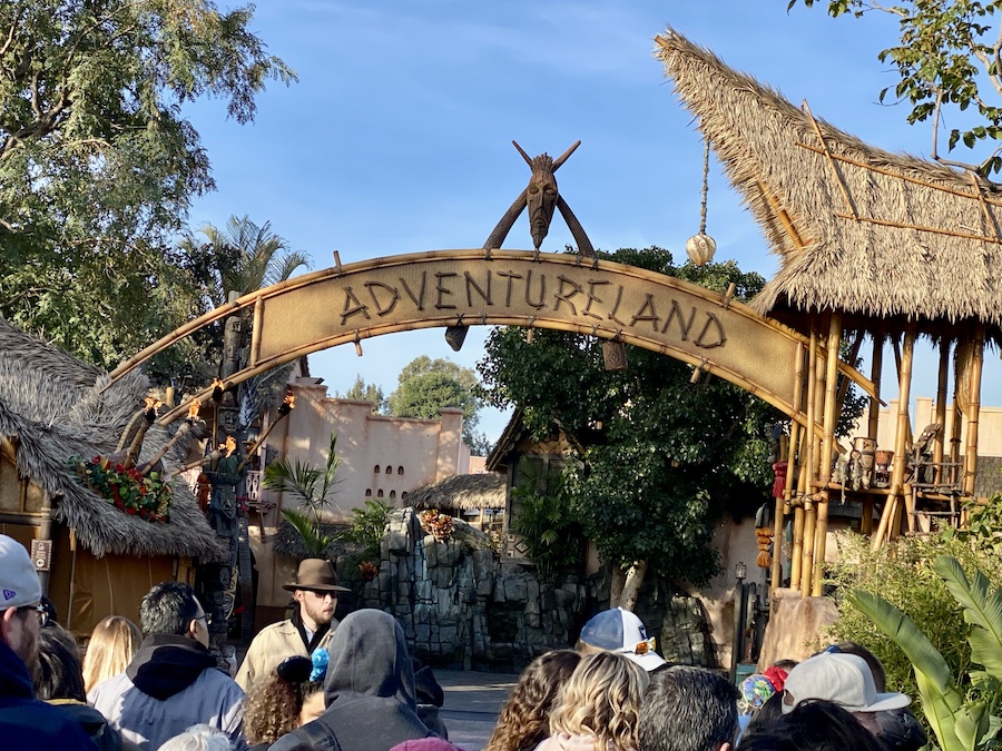 Disneyland Adventureland rope drop