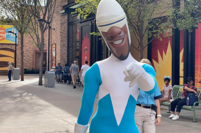 Bo Peep and Frozone Stop Character Meets at Disney’s Hollywood Studios