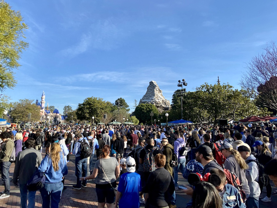 Crowds gather for Rise of the Resistance boarding passes at Disneyland