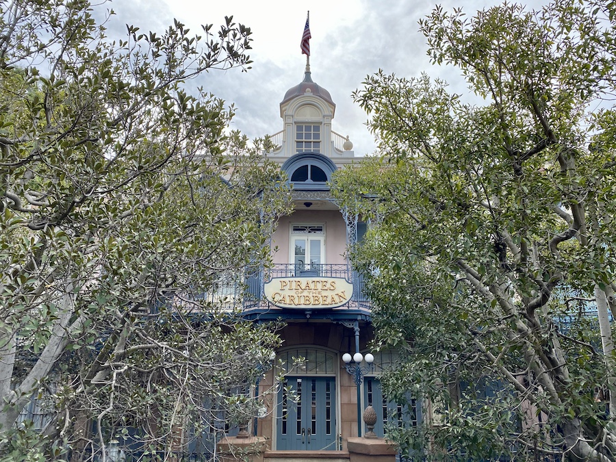 Disneyland Pirates of the Caribbean Closed