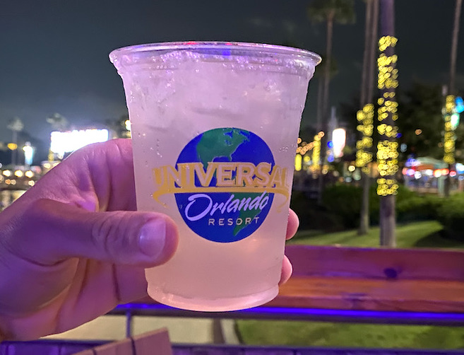 Lone Palm Airport Drinks - Margaritaville Outdoor Bar Universal Orlando
