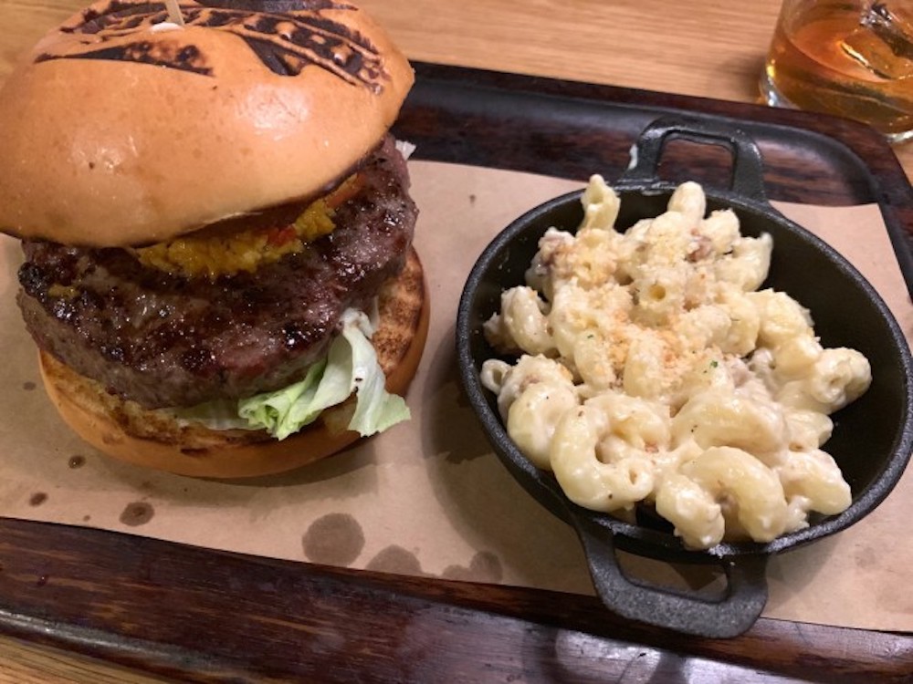 Bigfire Universal Orlando Wood Fried Green Tomato Cheeseburger