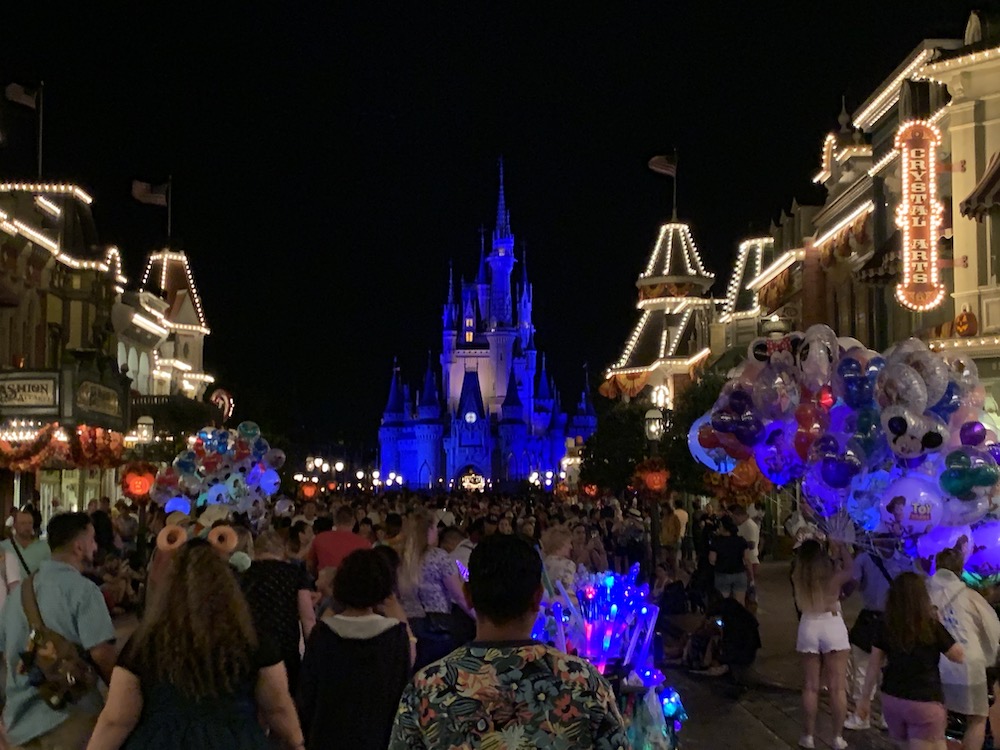 Crowds in front of Cinderella Castle on Main Street (2019)